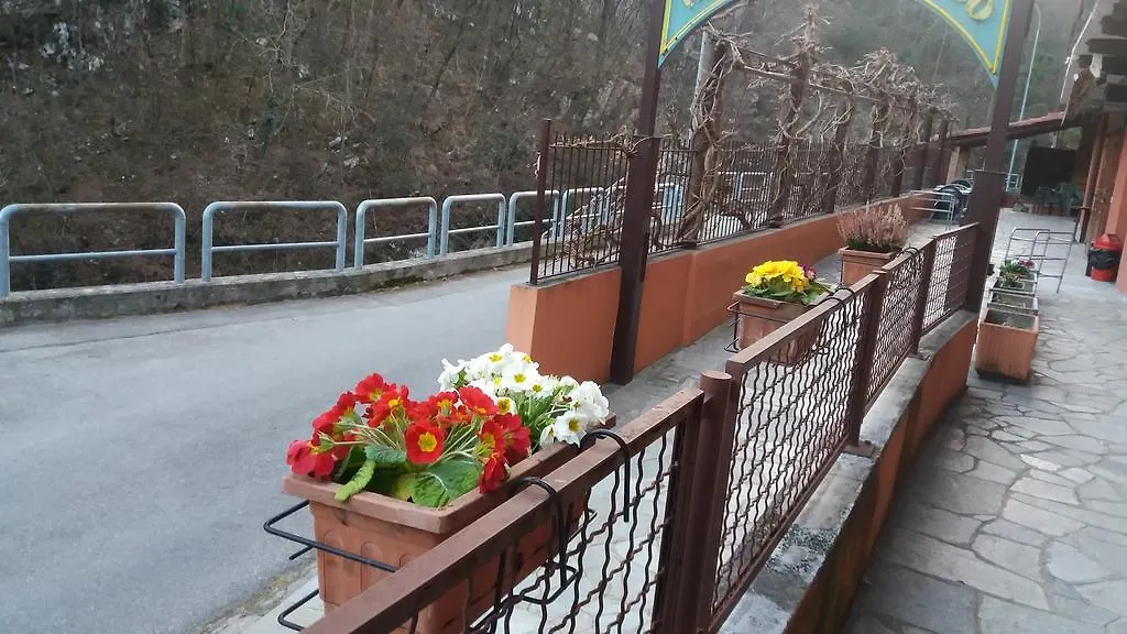 Casa Vacanze Da Edo Aparthotel Civate