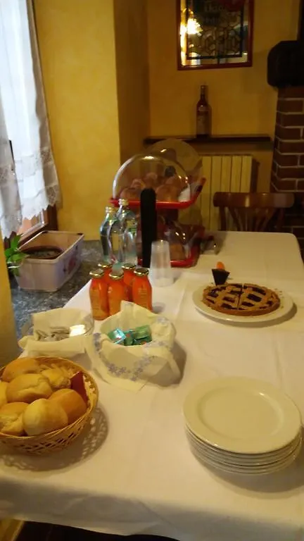Casa Vacanze Da Edo Aparthotel Civate
