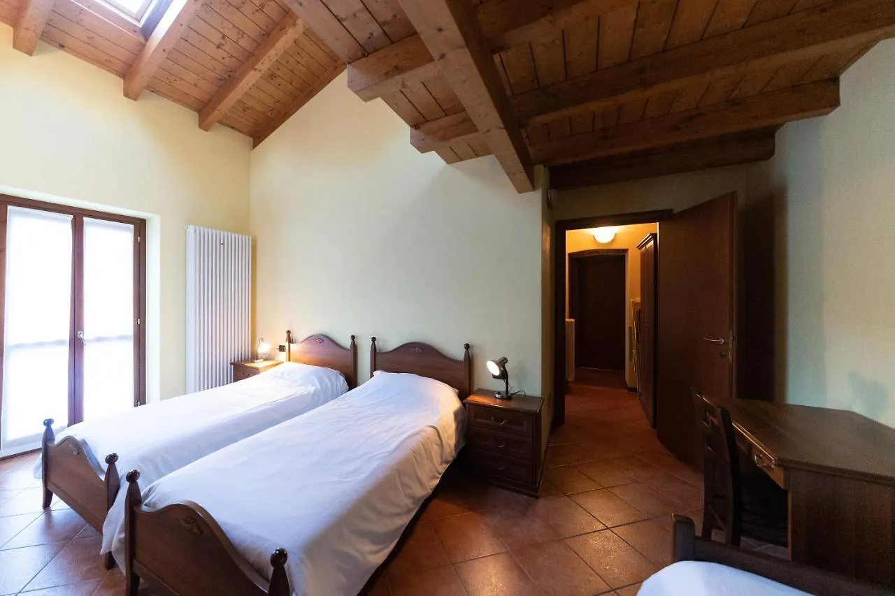 Casa Vacanze Da Edo Aparthotel Civate