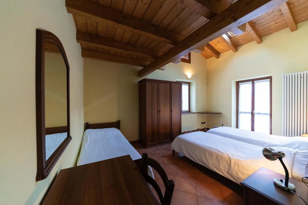 Casa Vacanze Da Edo Aparthotel Civate