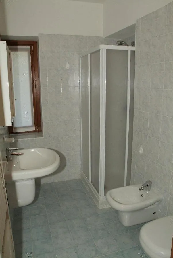 Casa Vacanze Da Edo Aparthotel Civate 0*,  Italia
